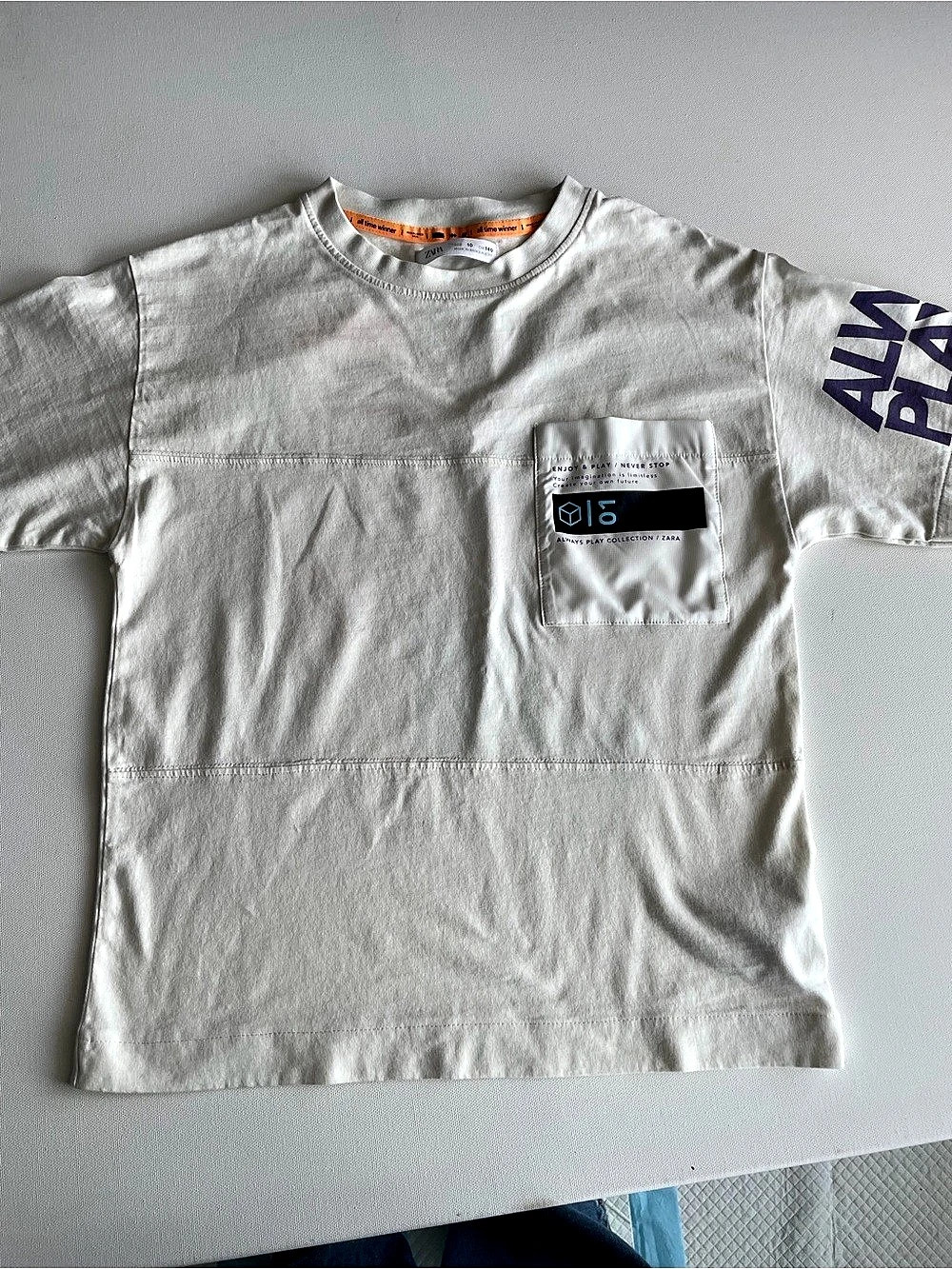 Zara Graphic Short Sleeve Tee Size 10